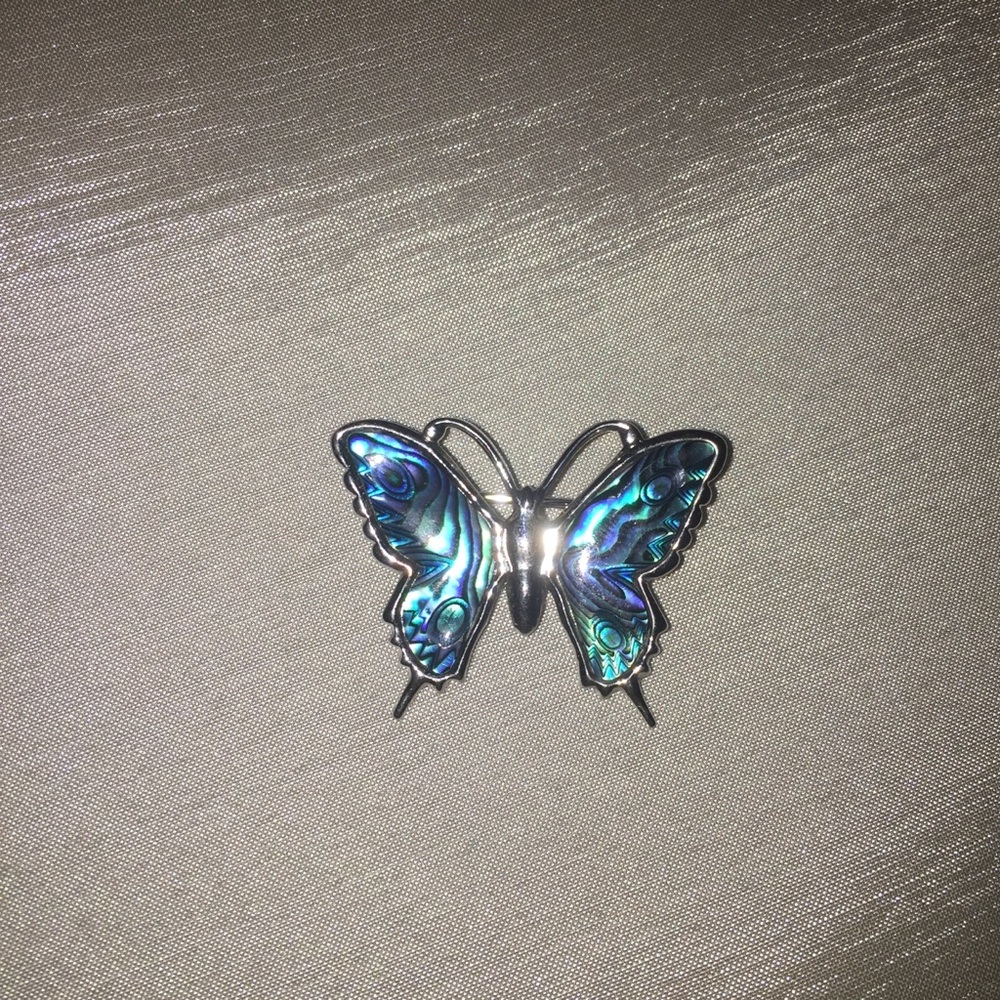 🦋BLUE AND SILVER VINTAGE BUTTERFLY BROOCH 🦋